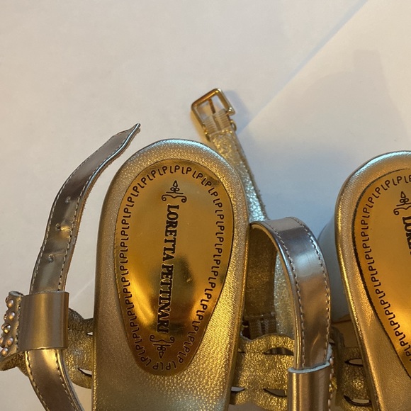 LORETTA PETTINARI gold two inch heels. size: 39 - Picture 3 of 5